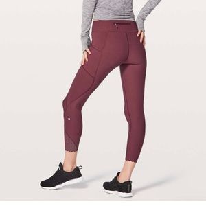 Lululemon Athletica Pants Tight Stuff Scalloped Hem Size 6